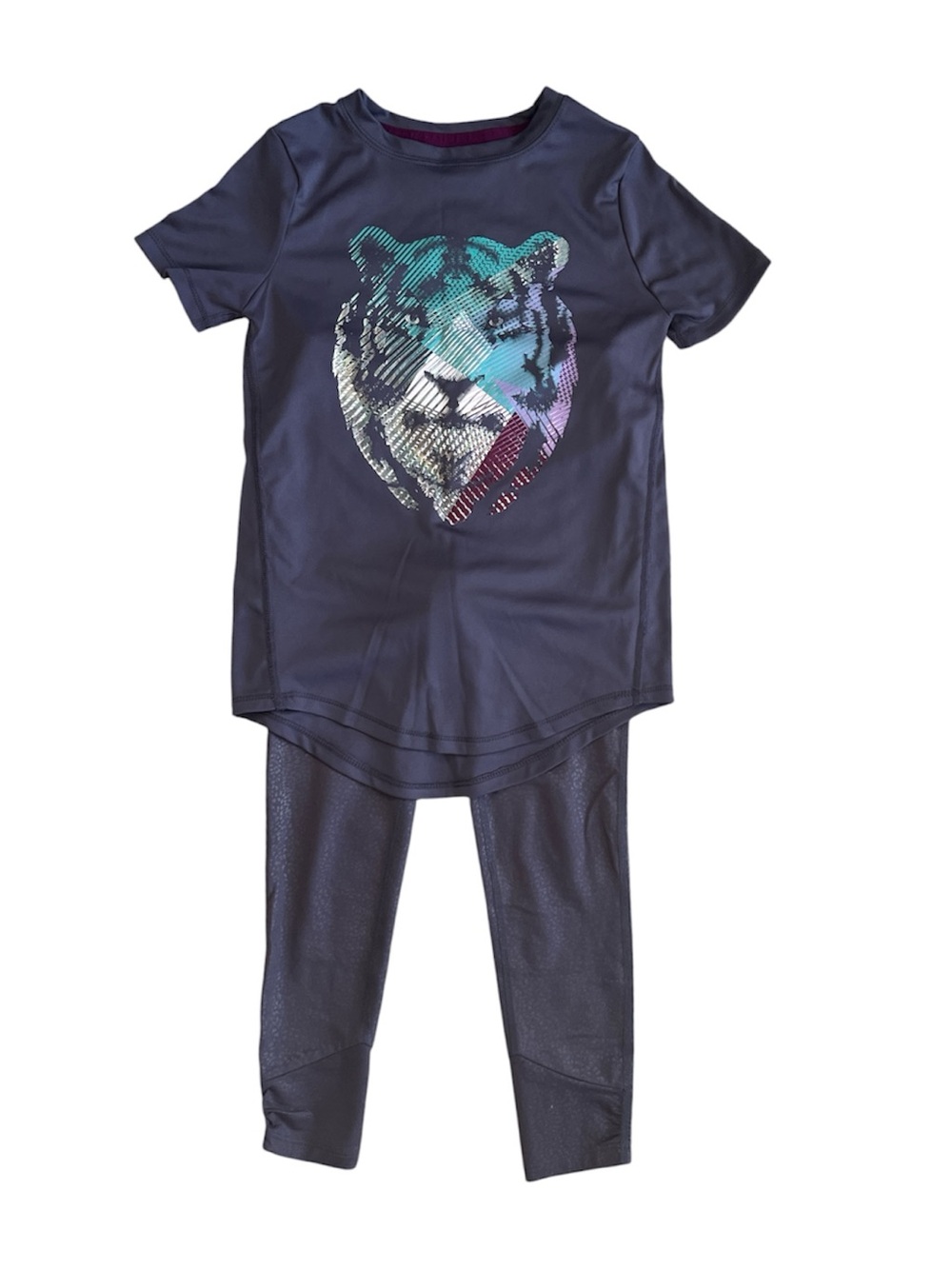 all in motion Tiger Graphic Active Set with Teal & Purple Accents Size S (6/6X)